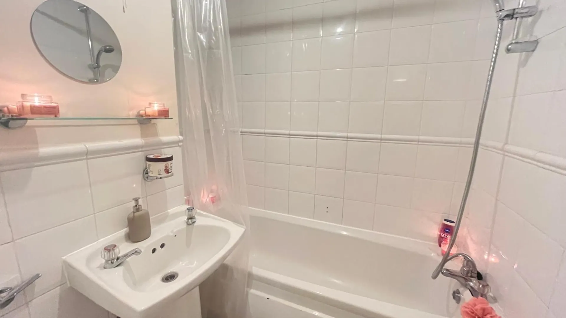 Riverview Apartment London United Kingdom